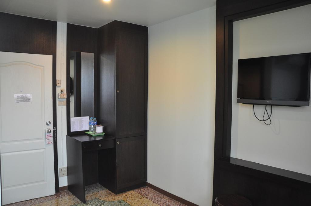 Thara House Hotel Bangkok Kamer foto